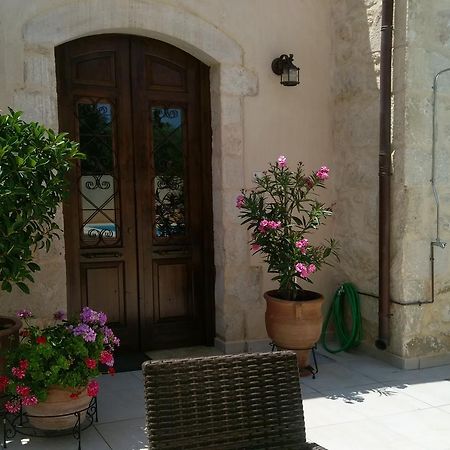 Villa Zefi Elefterna Exterior photo